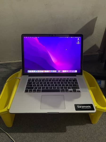 Macbook Pro Mid 2015 (with graphic card) 0