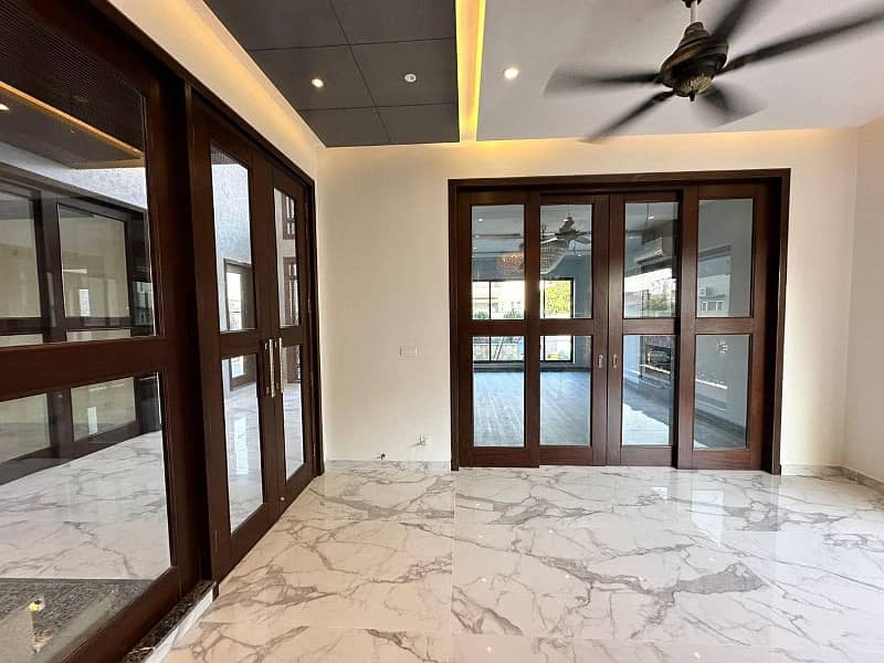 1 Kanal House For Rent in Phase 6 DHA Lahore Reasonable Rent Price 8