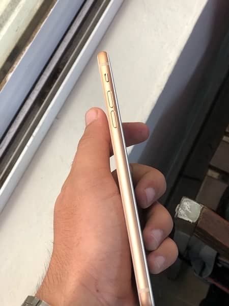 iPhone 8plus Golden colour JV 2