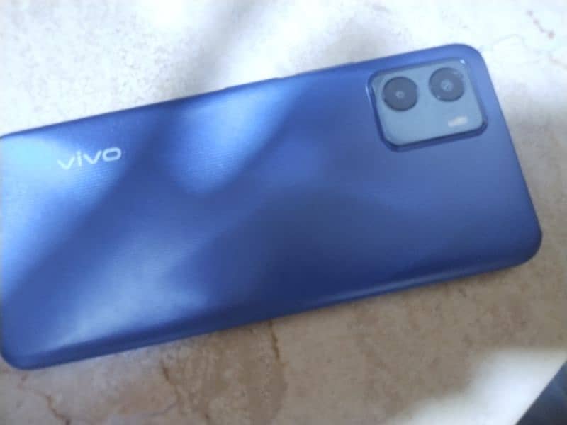 vivo y15c 4