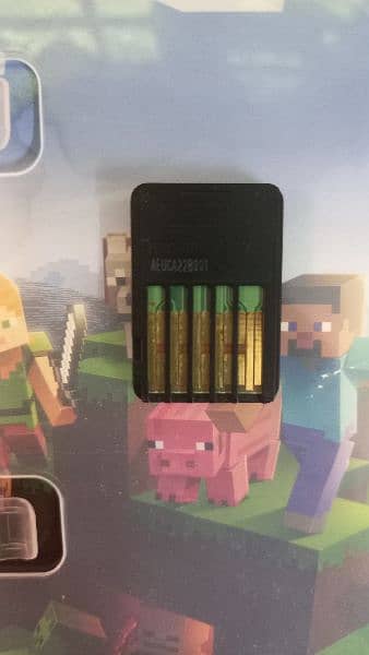 Nintendo switch Minecraft gamecard with case 3