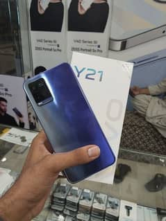 VIVO Y 21