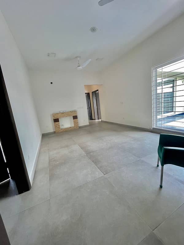 1 Kanal House Upper Portion For Rent in Phase 6 DHA Lahore (Original Pictures 7