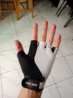 Bicycle Gloves with Colorful Design in New Condition