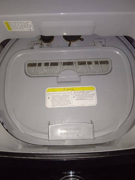 automatic washing machine 5 months used 2