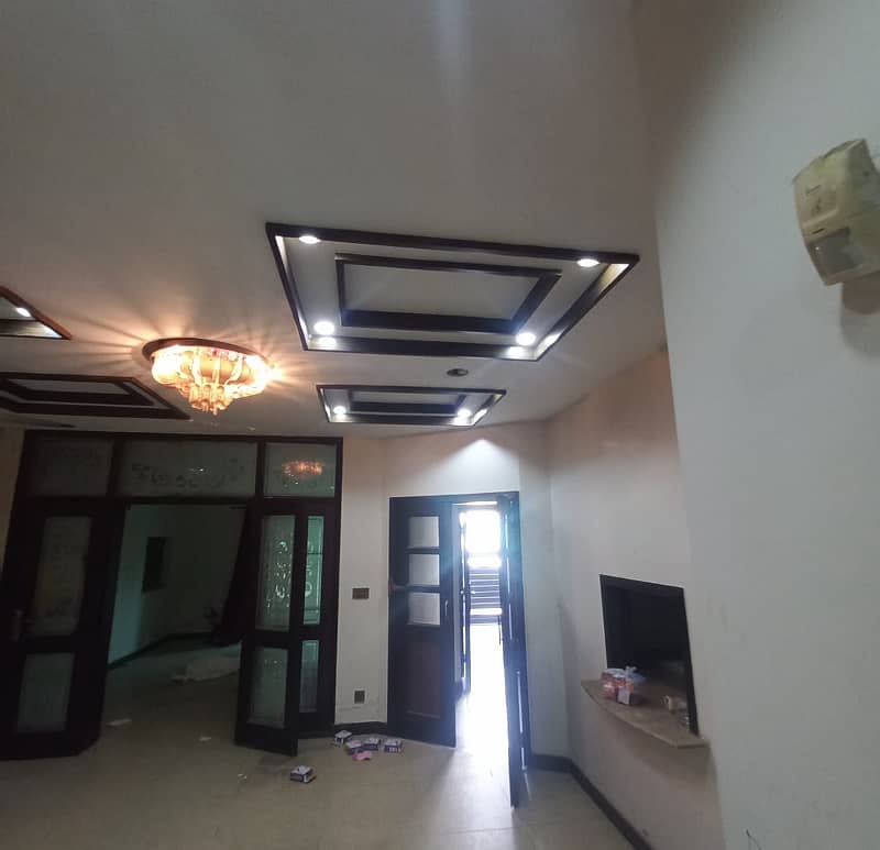 8 Marla House Available For Rent In Umar Block Sector B Bahria Town Lahore 8