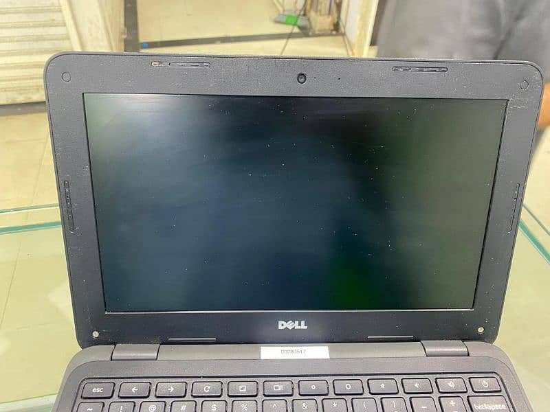 Dell Chromebook 3180 (cash on delivery) 1