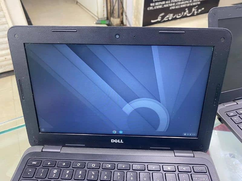 Dell Chromebook 3180 (cash on delivery) 3