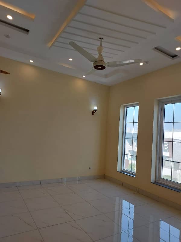 Upper Portion For Rent of 1 Kanal House in Phase 6 DHA Lahore (100% Original Pictures) 0