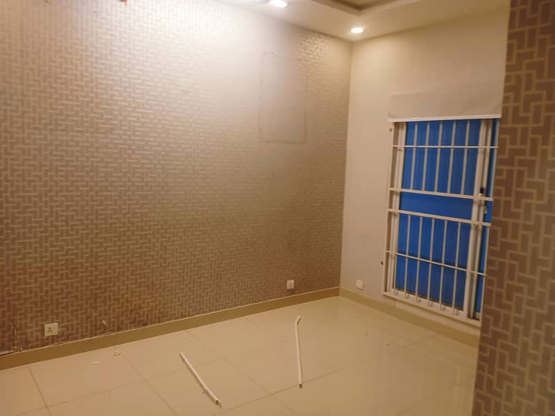 Two bedroom Apprtment available for rent Gulberg Green Islamabad 3