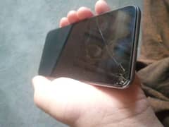 4/64 screen little damage ha lekin touch Sahi Kam krta ha .