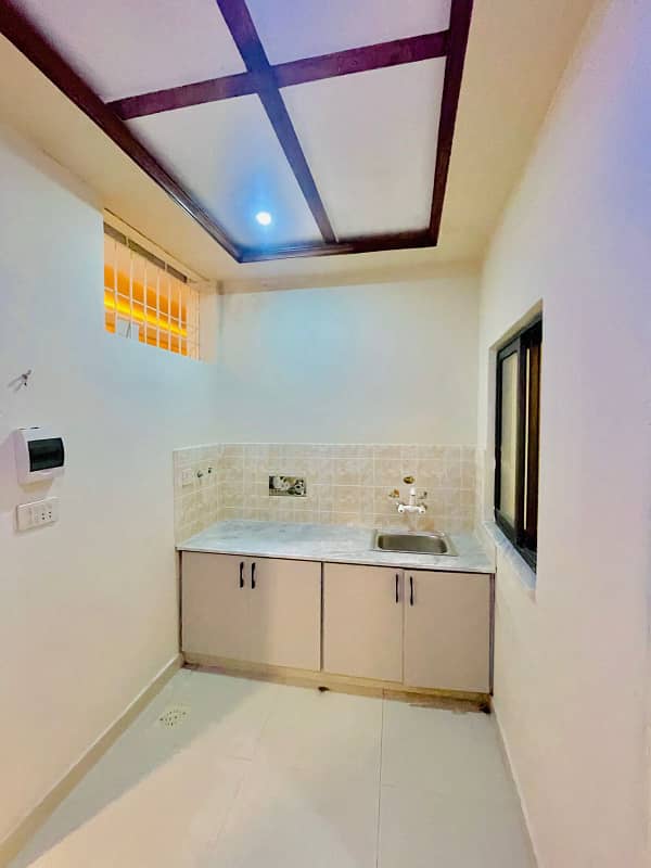 1 Kanal House Upper Portion For Rent in Phase 7 Near Fairways Commercial 6