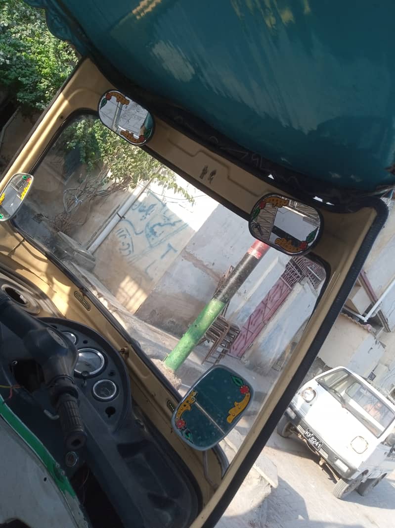 SazGar 2017,Disc-Brake,Gas-LPG-PetRoL Rickshaw,Engine FuLL OK 100% 3