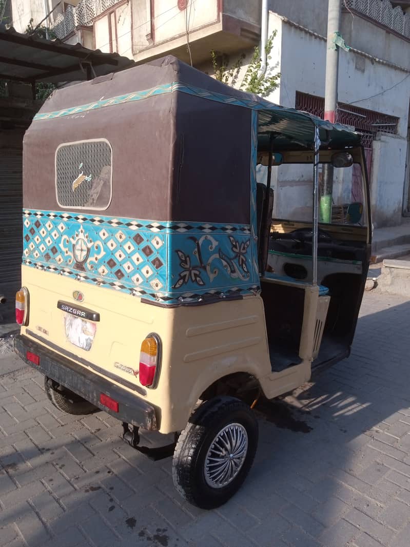 SazGar 2017,Disc-Brake,Gas-LPG-PetRoL Rickshaw,Engine FuLL OK 100% 10