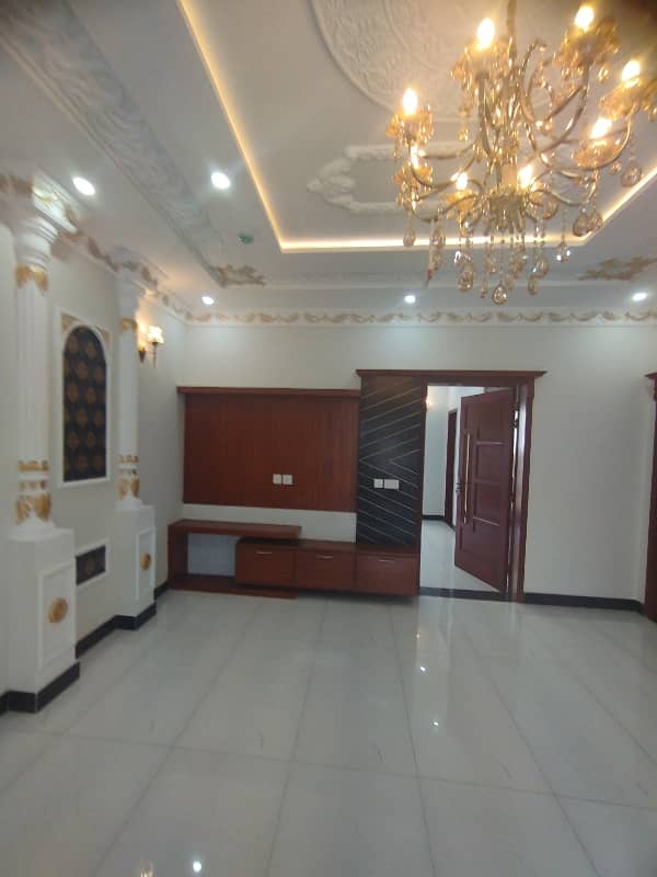 12 Maral Beautiful House For Rent Near All Facilities 1