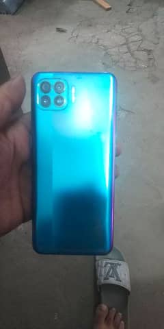 oppo F17 Pro 0