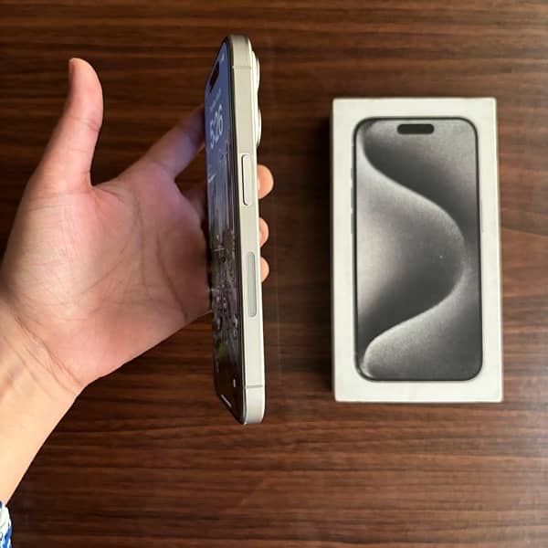 iPhone 15 pro with box 128gb factory unlocked titanium Faisalabad 3