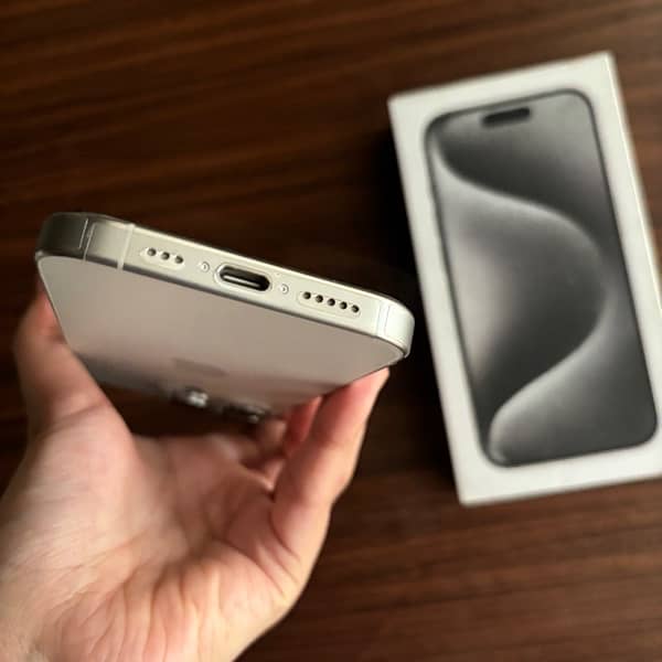 iPhone 15 pro with box 128gb factory unlocked titanium Faisalabad 9