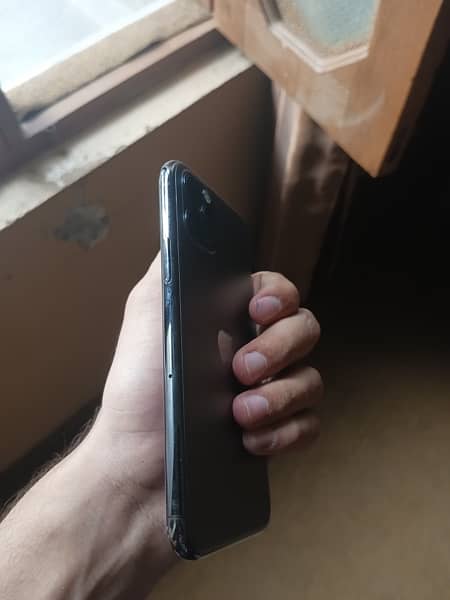 iPhone 11pro 64 gb 2