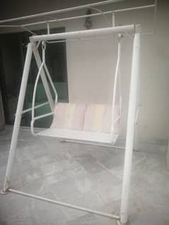 SOLID METAL SWING WHITE