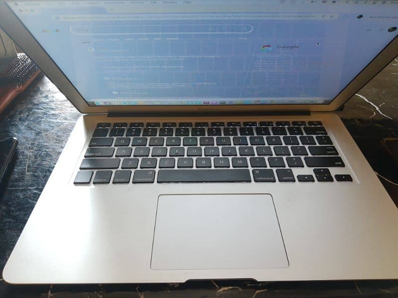 MacBook Air 13 inch Early 2014, Mac OS Big Sur 11.7 9/10 condition 4