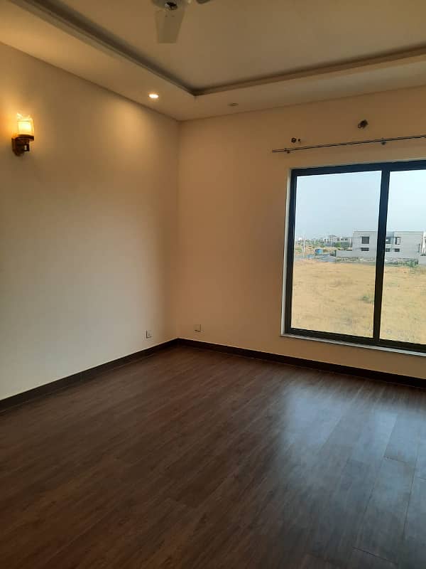 1 Kanal House Upper Portion For Rent in Phase 7 Near Golf Club Resort (Original Pictures) 16