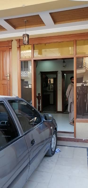 4 Marla Ground Portion For Rent In G-13/1 Islamabad 2