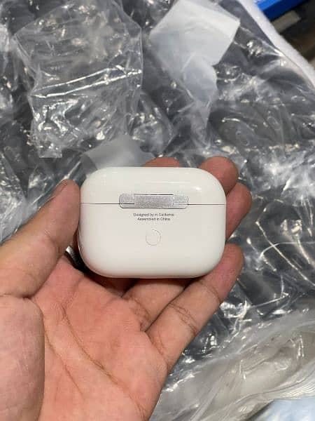 apple airpods pro 2 without box 3