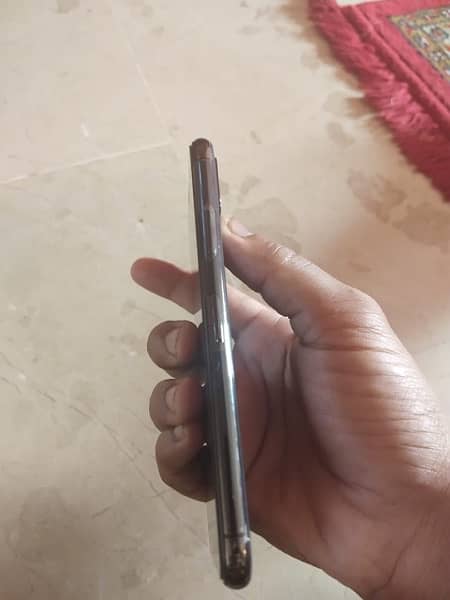 IPhone X non PTA  64 5