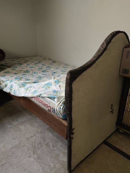 Wooden Single Bed for Sale 1