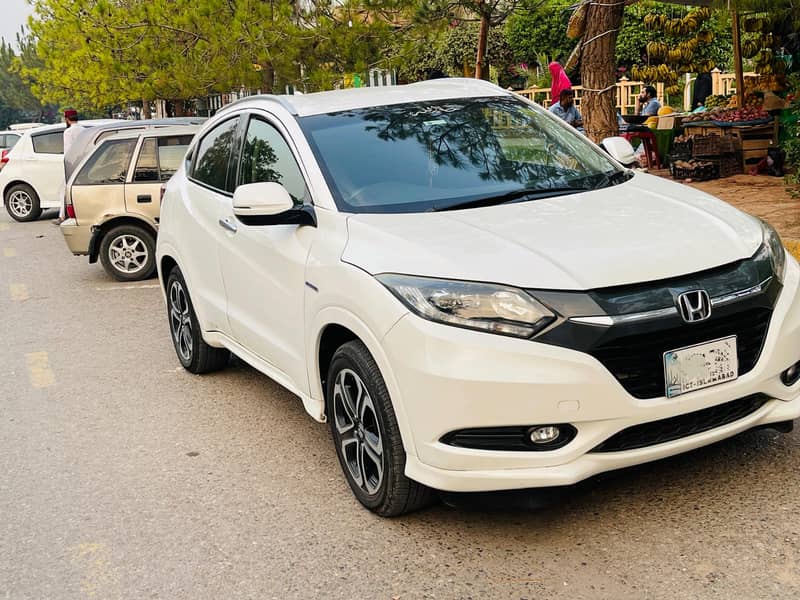 Honda Vezel Hybrid Z Style Edition 2015 2