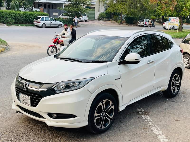 Honda Vezel Hybrid Z Style Edition 2015 4