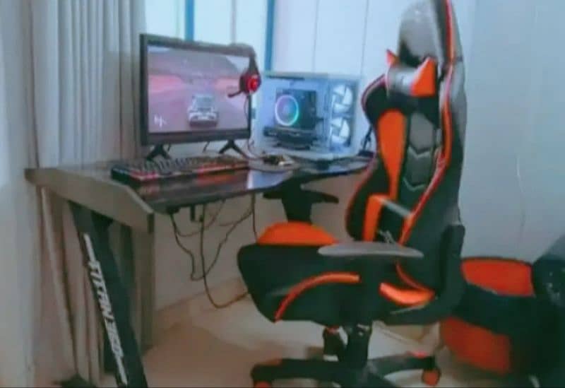 Gaming PC Setup 0