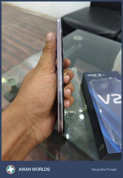 vivo v21 (8+4)(128)(03094654736) 10