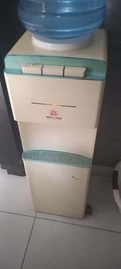 West Point Water Dispenser Good Condition