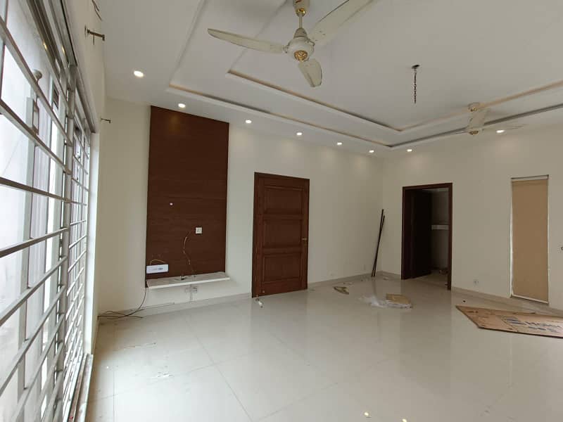 1 Kanal House Upper Portion For Rent in DHA Phase 5 Reasonable Rent Prime Location 16