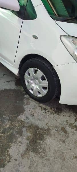 Toyota Vitz 2005 10