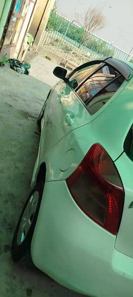 Toyota Vitz 2005 11