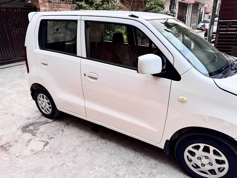 Suzuki Wagon R Vxl 2022 Almost new 4