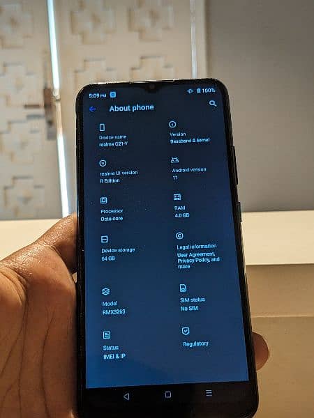 Realme C21-Y 4/64 official approved with box charger 8