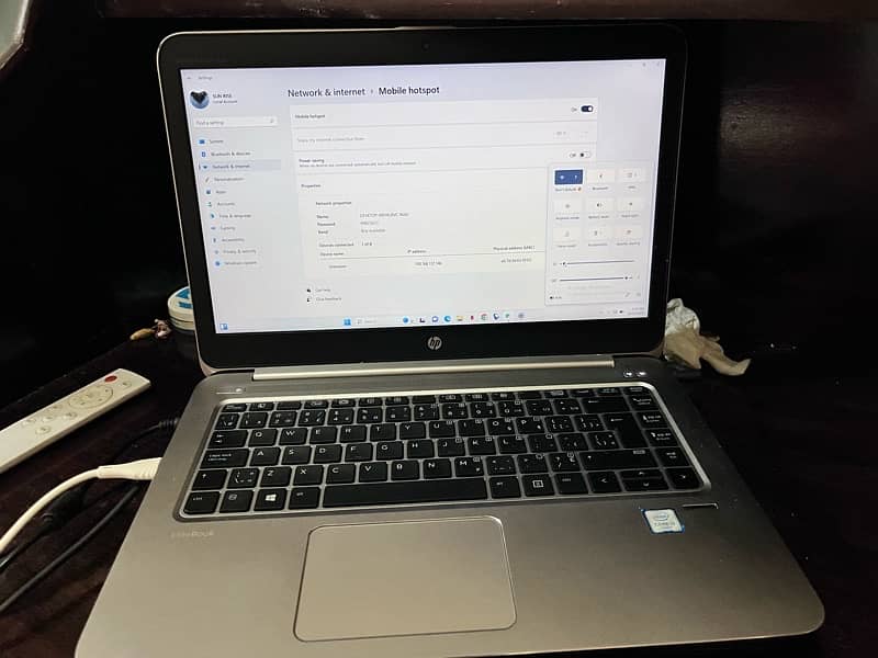 ELITEBOOK FOLIO 1040  i5-6Gen 8/256 0