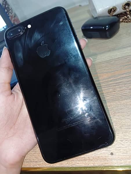 i phone 7 plus 128 gb PTA approved 5