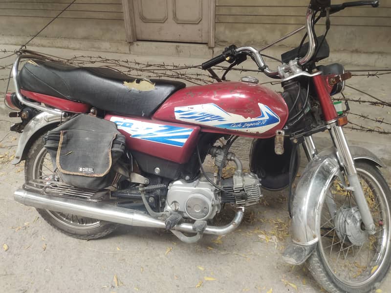 Honda CD 70 2019 8