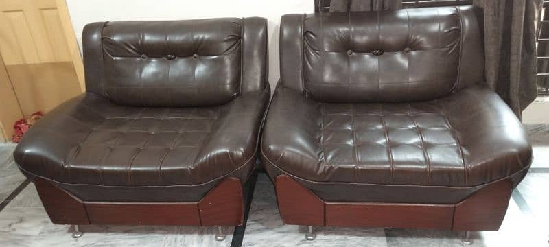 leather 5 seater sofa set with mirror centre table 8