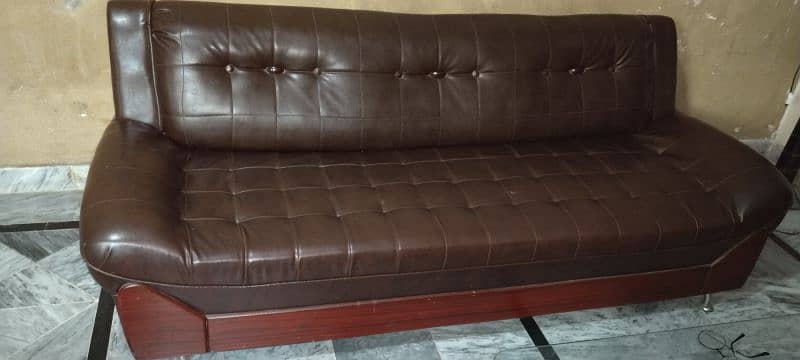 leather 5 seater sofa set with mirror centre table 10