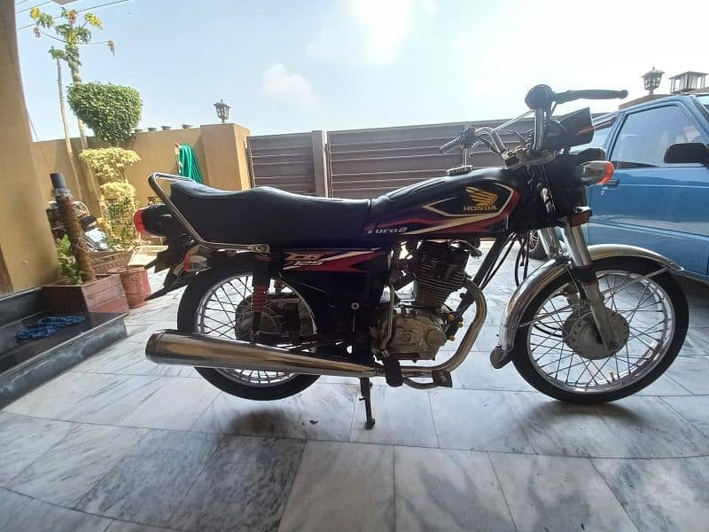 Honda125 model 2016 totally genuine 3