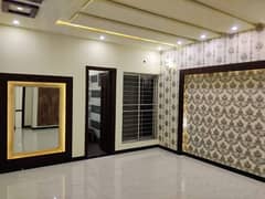 10Marla Like Brand New Upper Portion Available For Rent in Ghaznavi Block Bahria Town Lahore 0