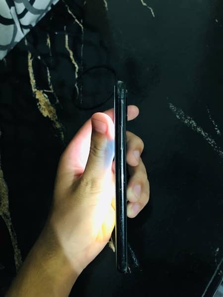 iPhone x factory unlocked Gud condition 64Gb 6