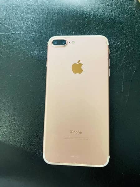 iphone 7  plus 10/9  with box and charger urgent sale 5