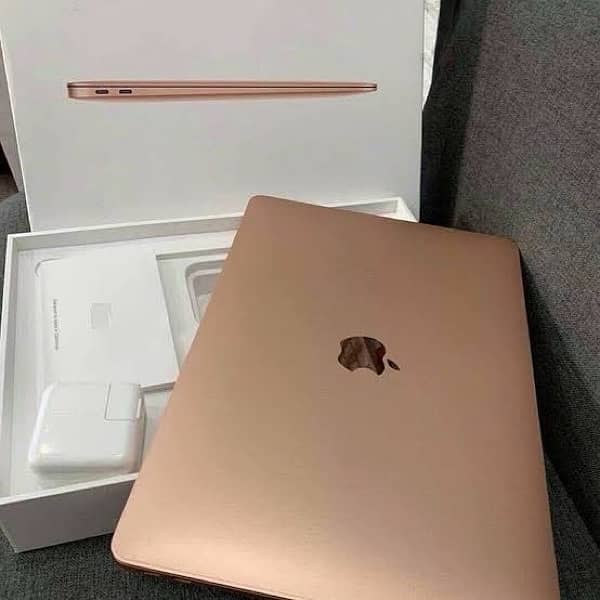 MacBook Air 2019 256/8 i5 1